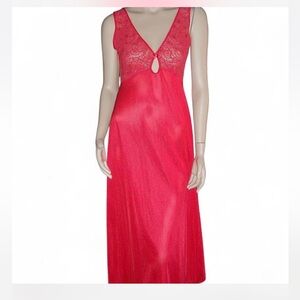 Vintage Romantic Moods Red Lipstick Lace Nightgown.